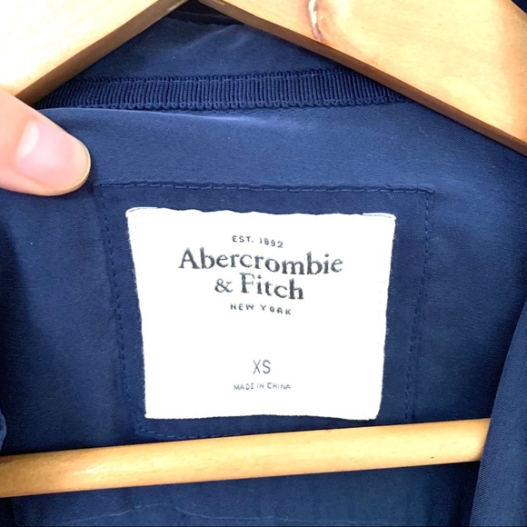 Abercrombie & Fitch Button Up Shirt - Picture 6 of 11